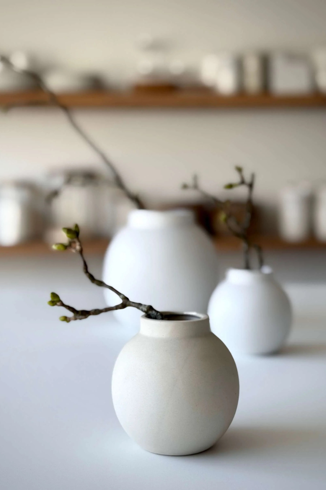 Sögne nora vase balloon beige small