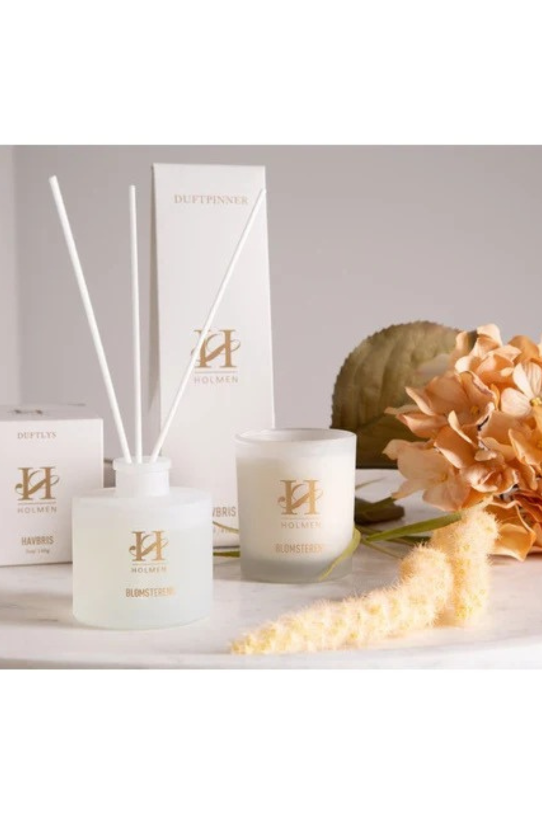 Lumiere - Duftlys 140g, Blomstereng