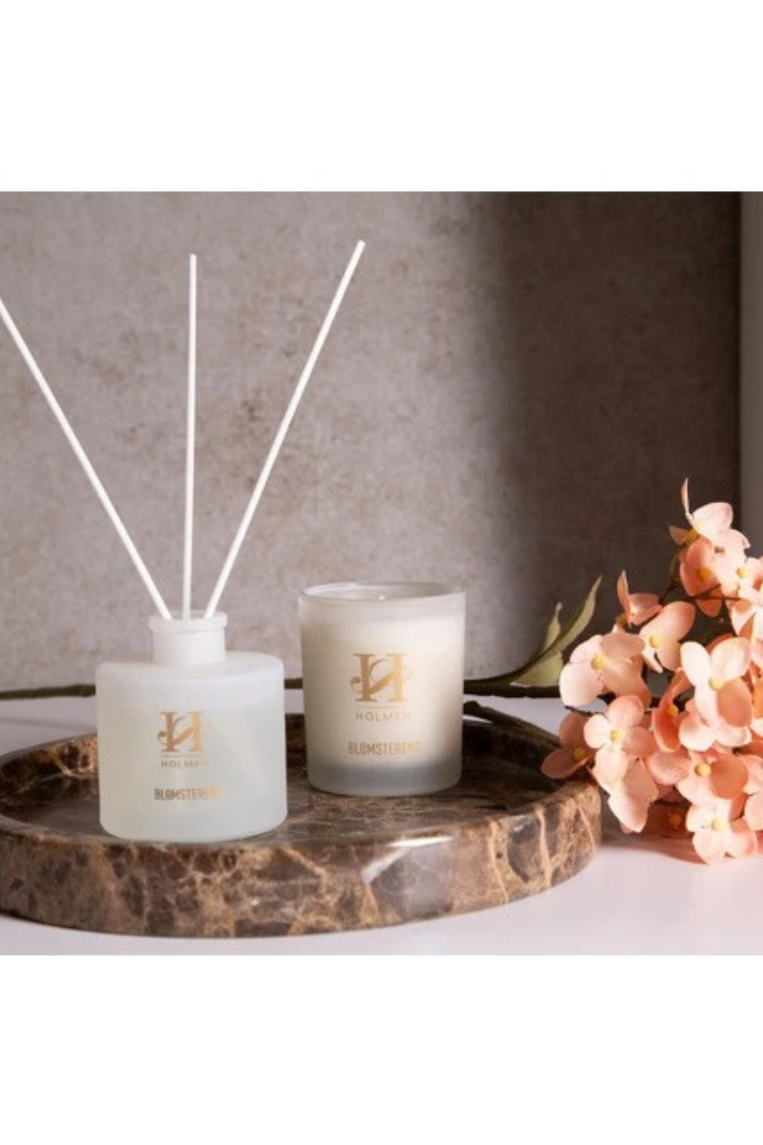 Lumiere - Duftlys 140g, Blomstereng