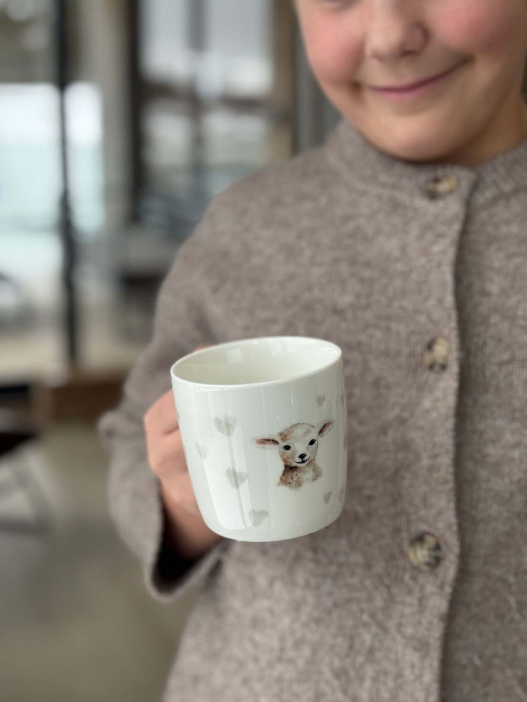 Sögne krus hvit kids lam