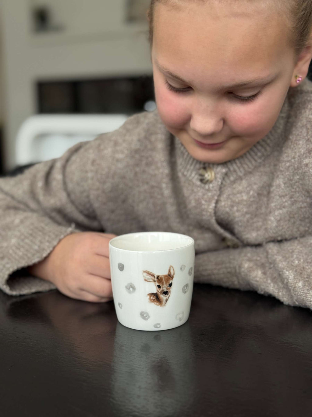 Sögne krus hvit kids rådyr